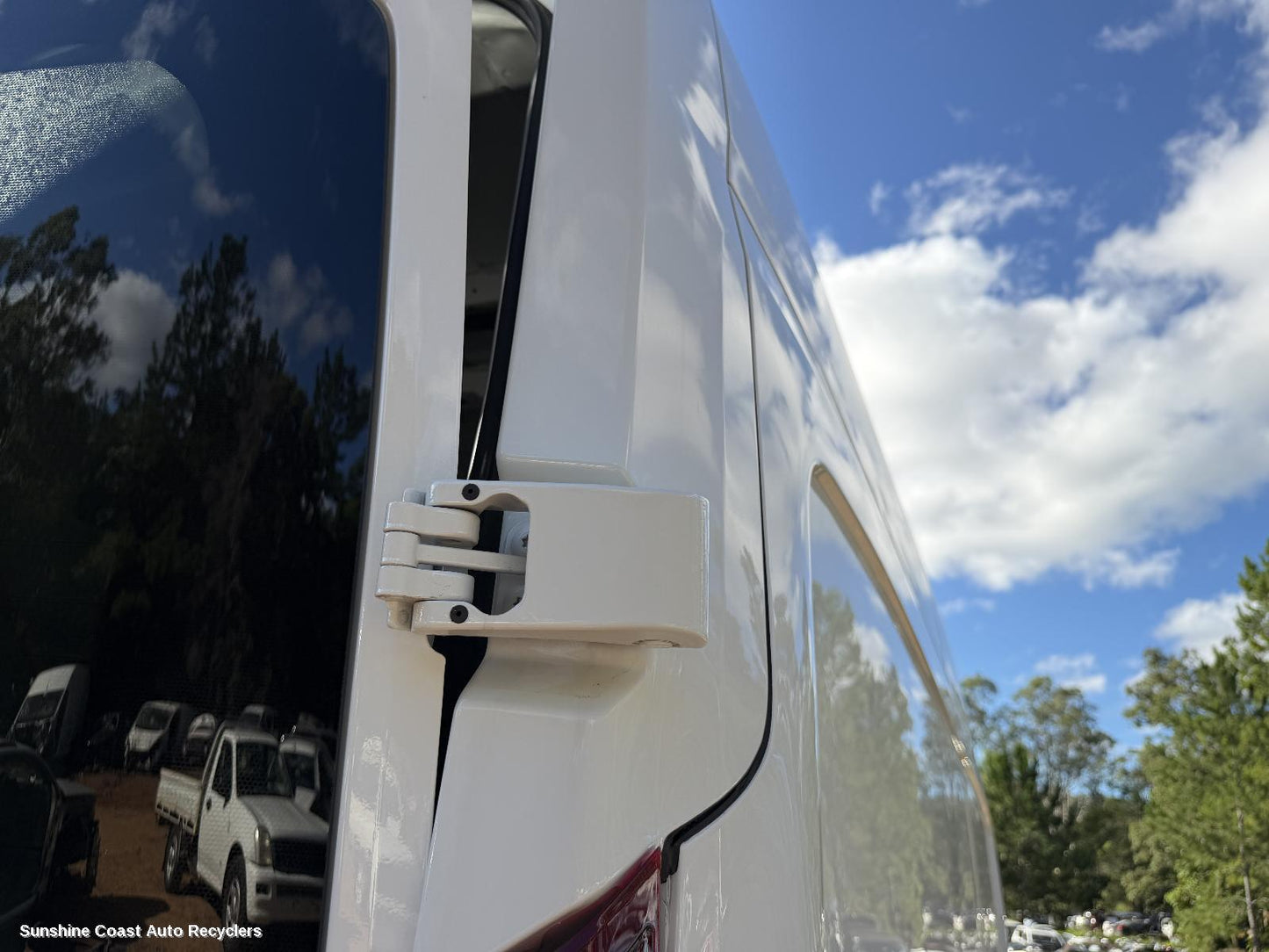 2020-2026 Ldv Deliver 9 Bootlid Tgate Hinge