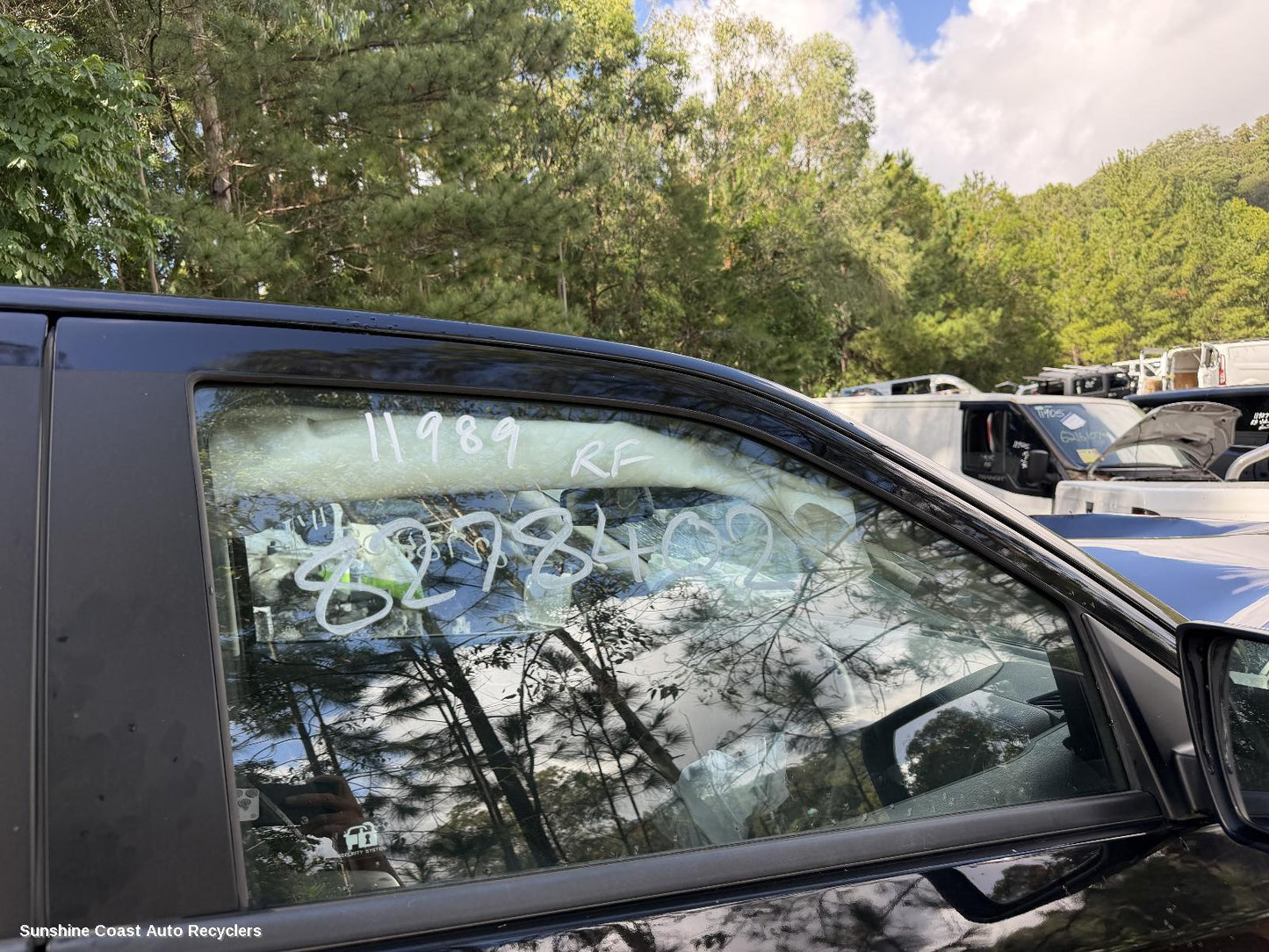 2020-2026 Mazda Bt50 Right Front Door Window