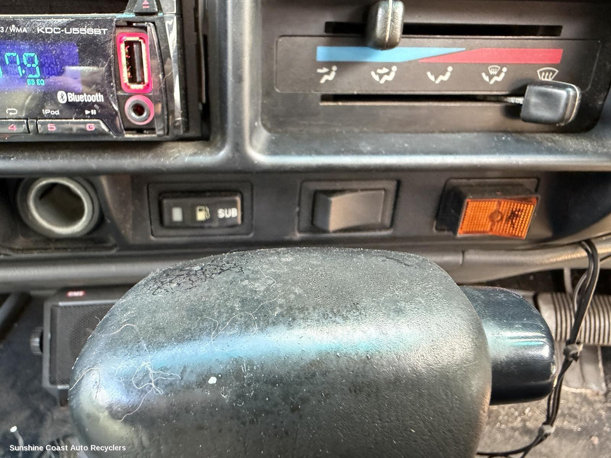 1990-1994 Toyota Landcruiser Misc Switch Relay