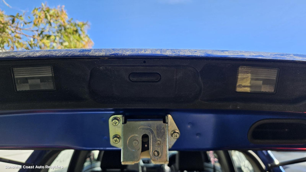 2011-2017 Suzuki Swift Tailgate Handle