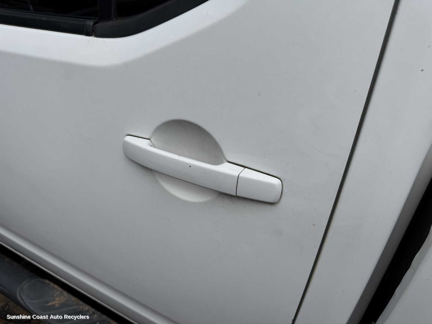 2010 Nissan Navara Door Handle