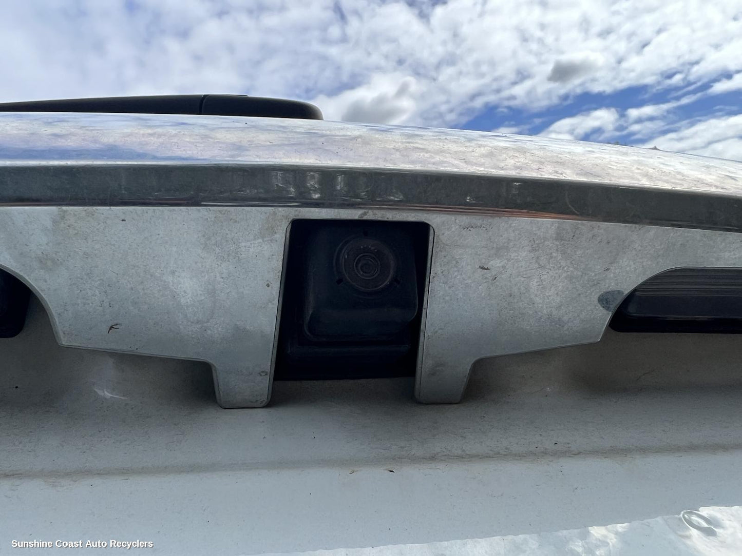 2020 Isuzu Mu-x Reverse Camera