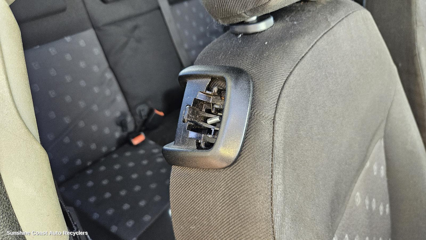 2004-2008 Ford Fiesta Front Seat