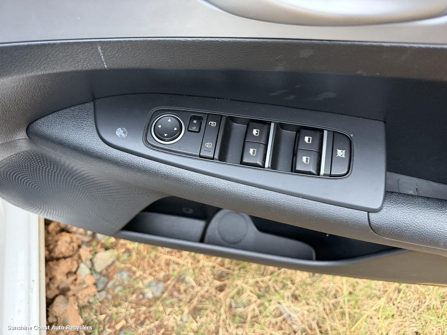 2018-2024 Kia Cerato Pwr Dr Wind Switch