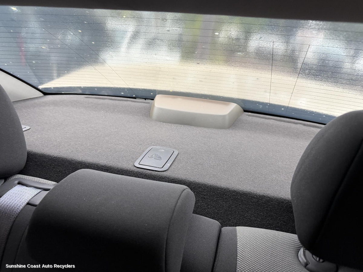2009-2011 Holden Cruze Rear Tailgate Glass