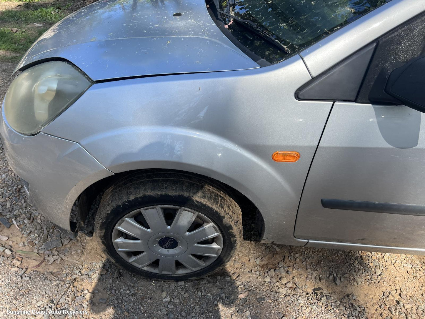 2008 Ford Fiesta Left Guard