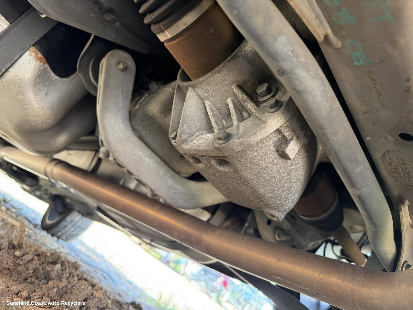 2011-2019 Land Rover Rangerover Evoque Left Driveshaft