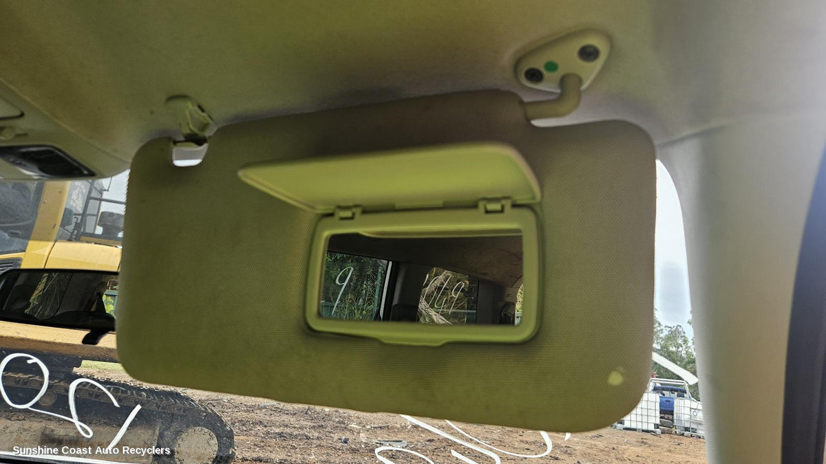 2008-2014 Subaru Liberty Sunvisor