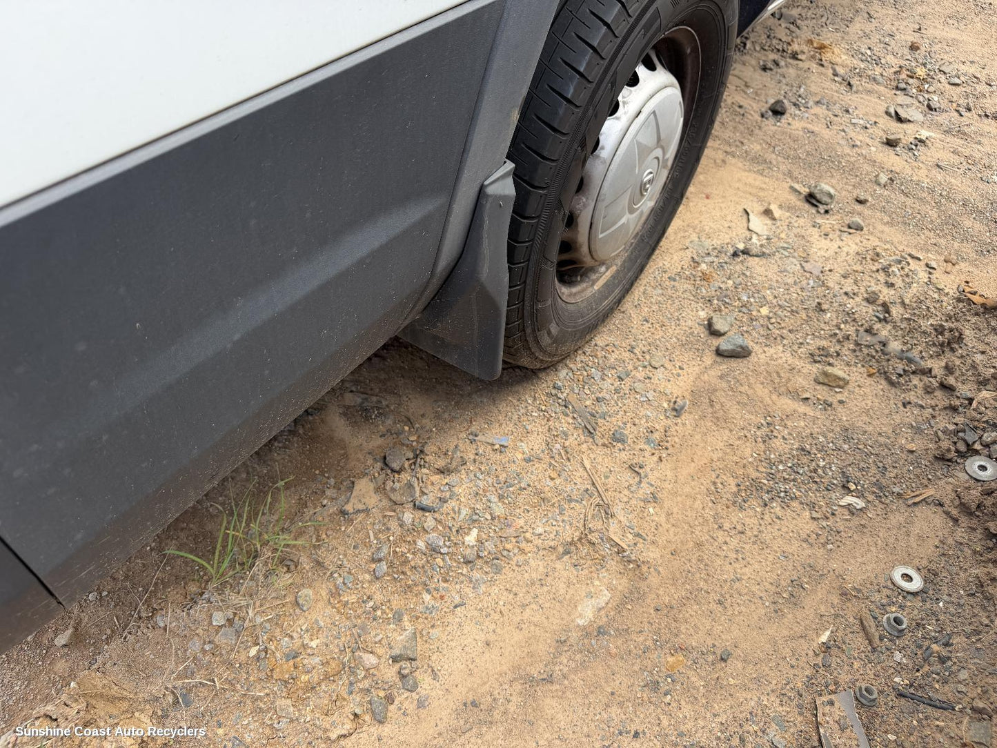 2020-2026 Ldv Deliver 9 Mud Flaps