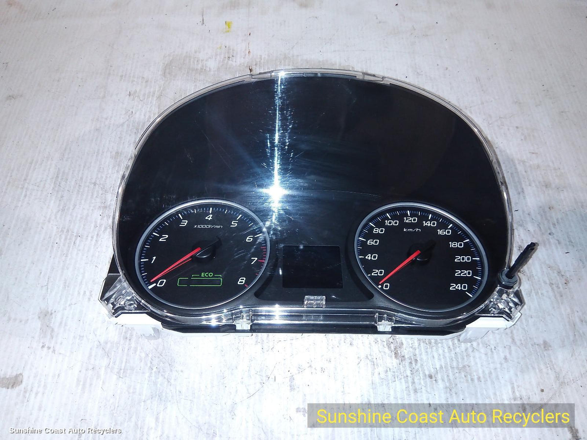 2012-2018 Mitsubishi Outlander Instrument Cluster