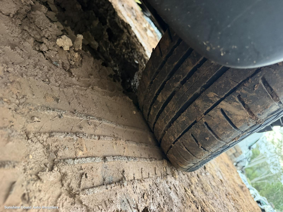 2007-2015 Mazda Cx9 Tyre
