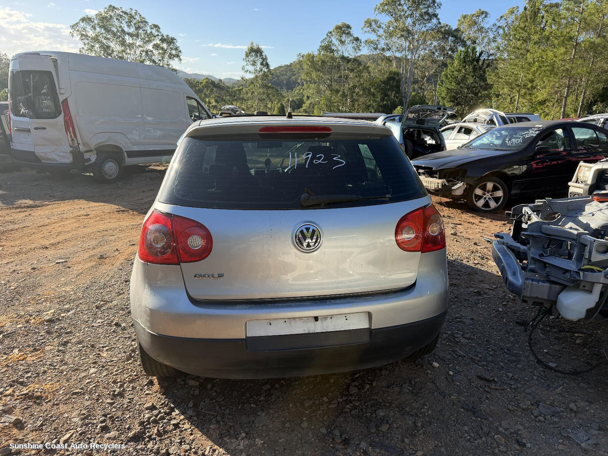2004-2009 Volkswagen Golf Rear Bumper
