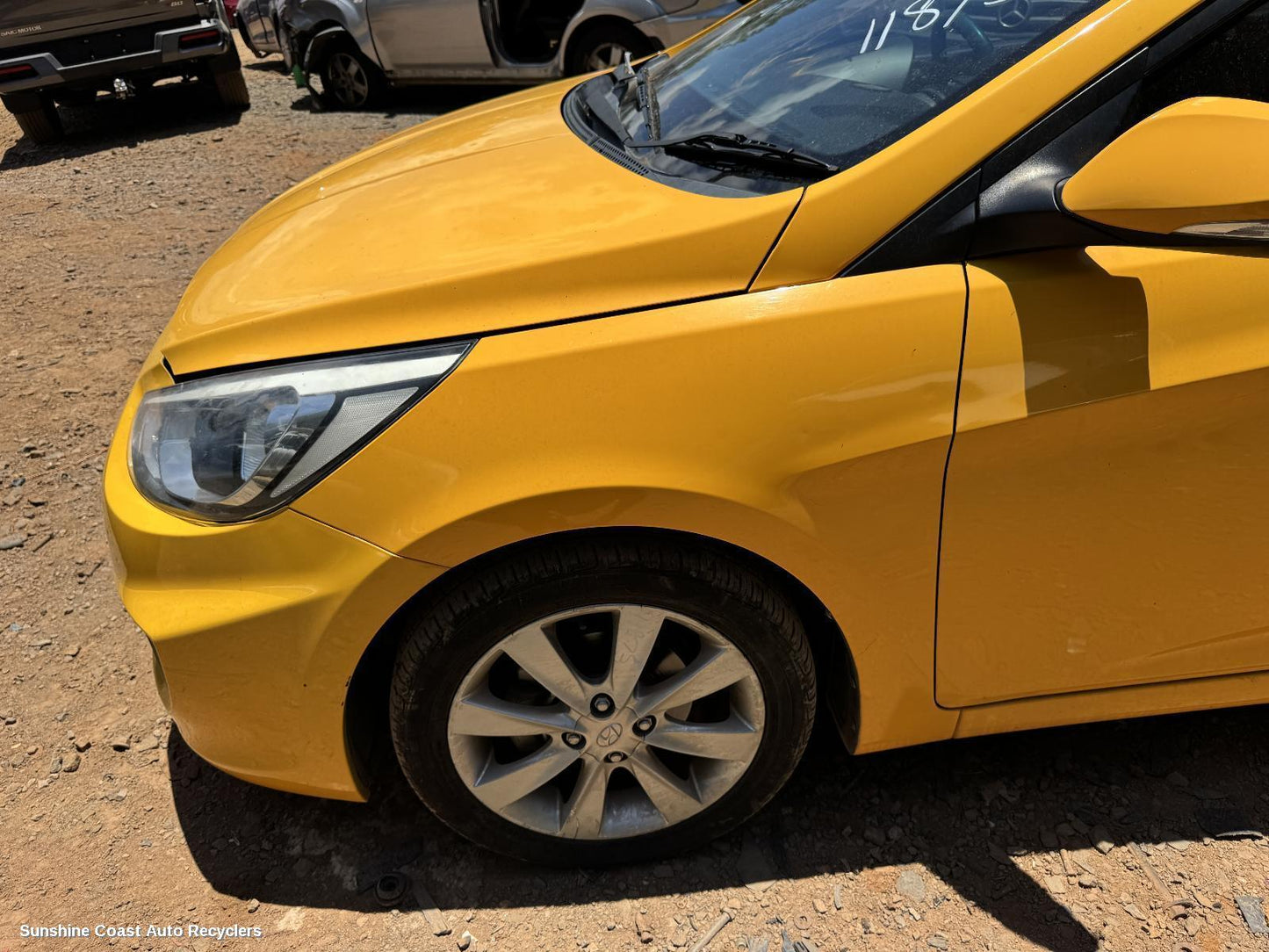 2015 Hyundai Accent Left Guard