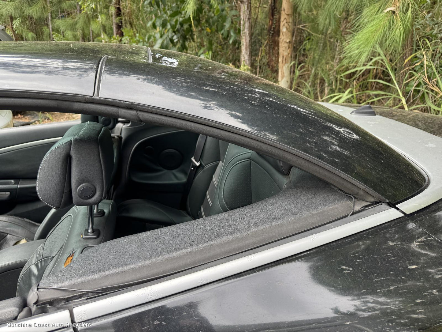 2011 Renault Megane Left Rear Side Glass