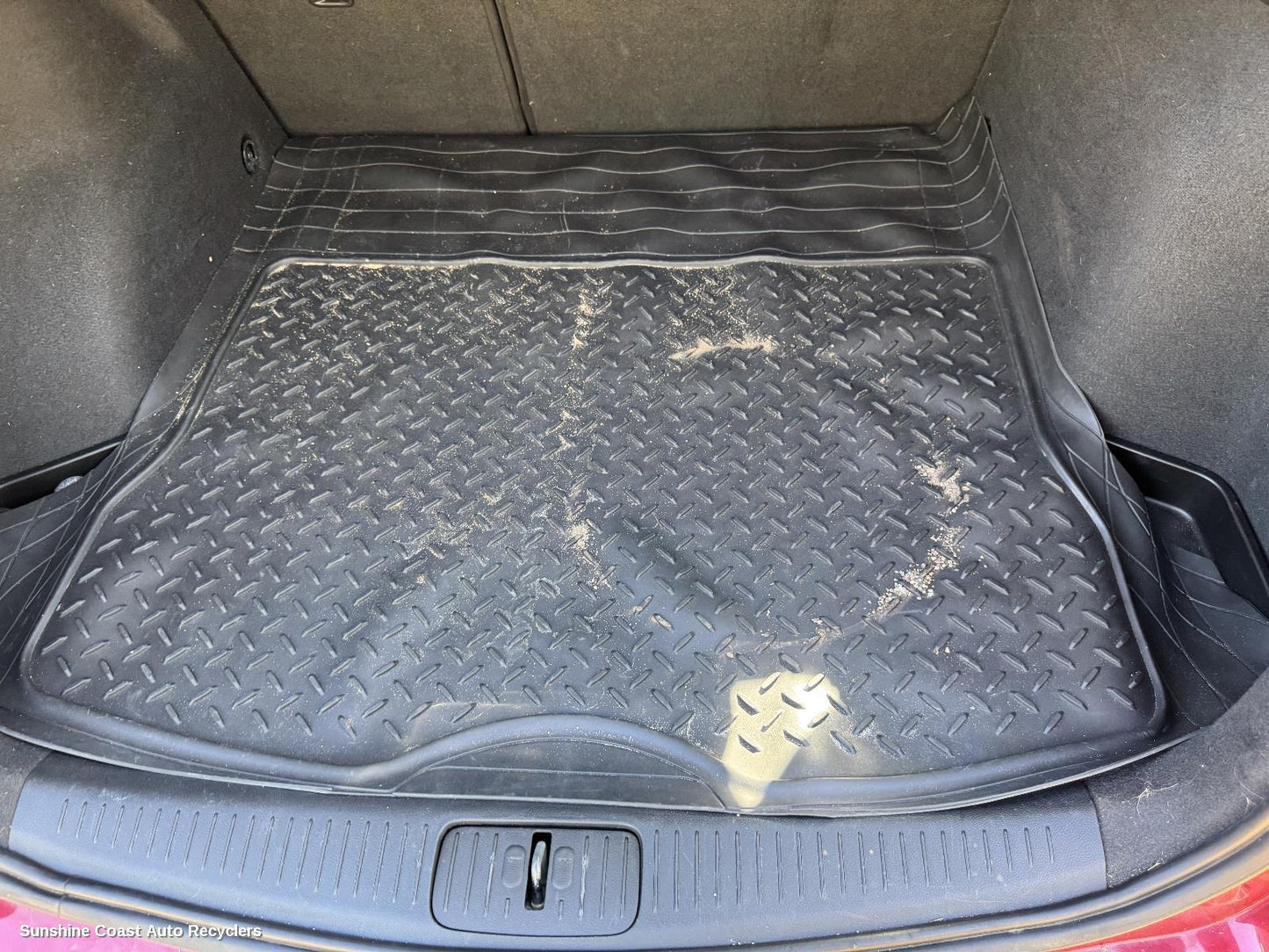 2014 Holden Cruze Floor Mats