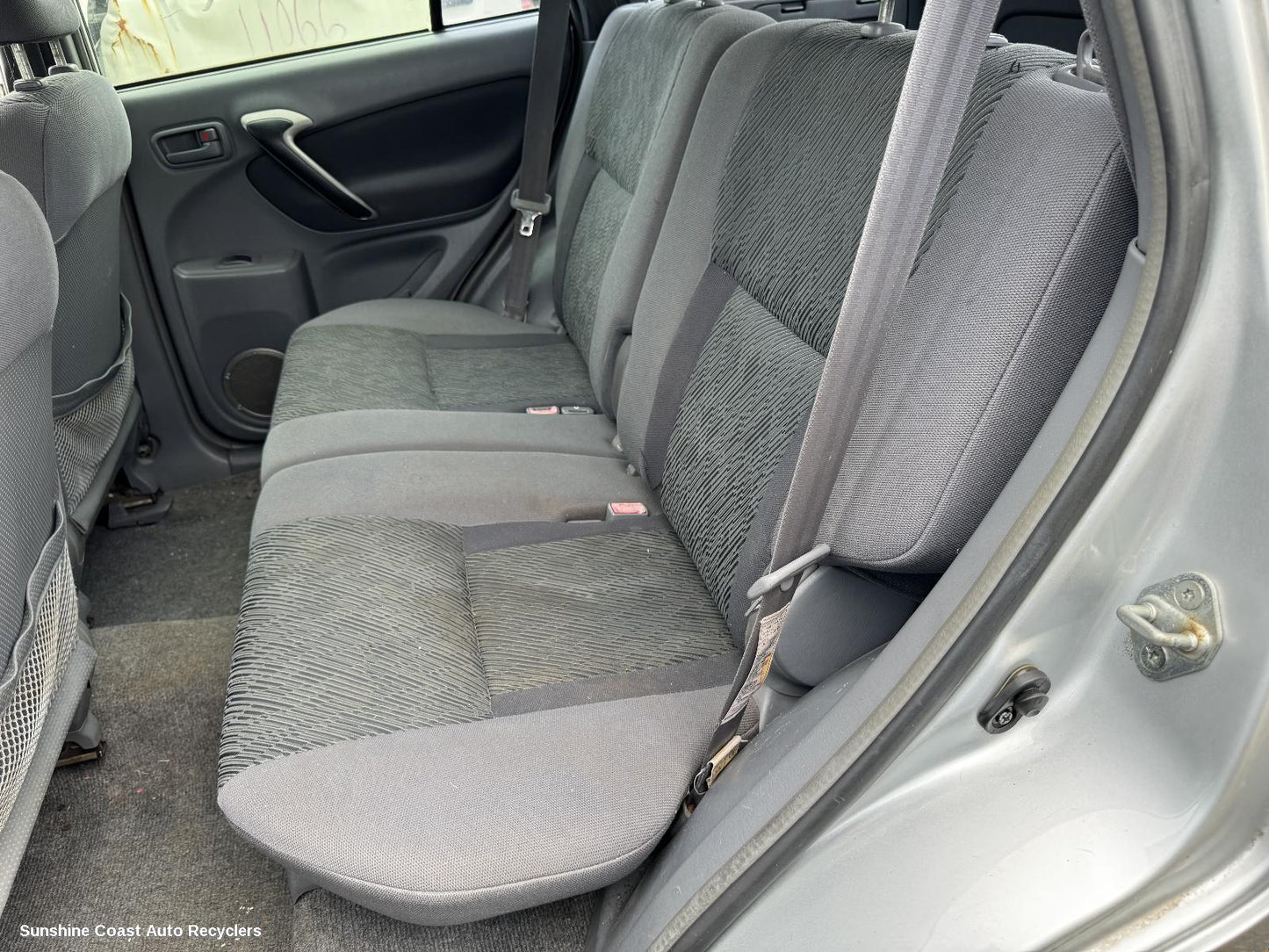 2001 Toyota Rav4 2nd Seat  Rear Seat