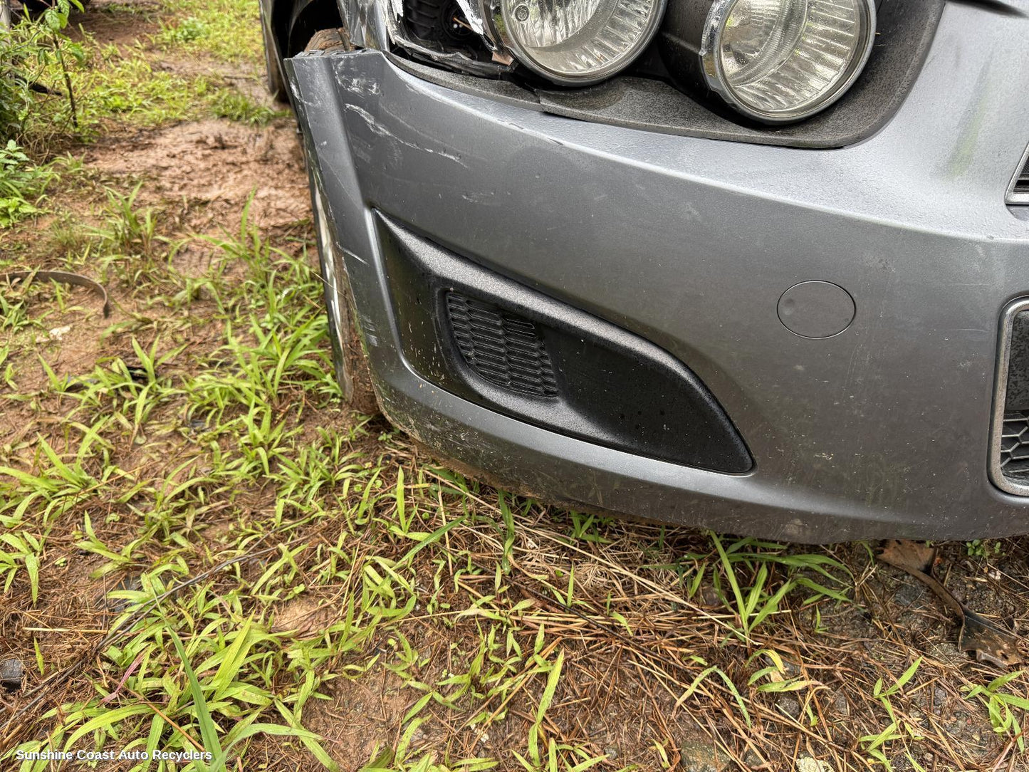 2013 Holden Barina Grille