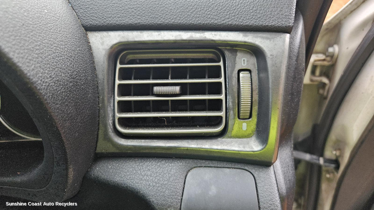 2009-2014 Subaru Liberty Misc
