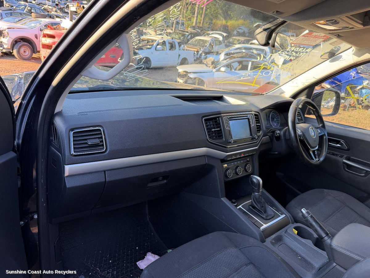 2010-2022 Volkswagen Amarok Glove Box