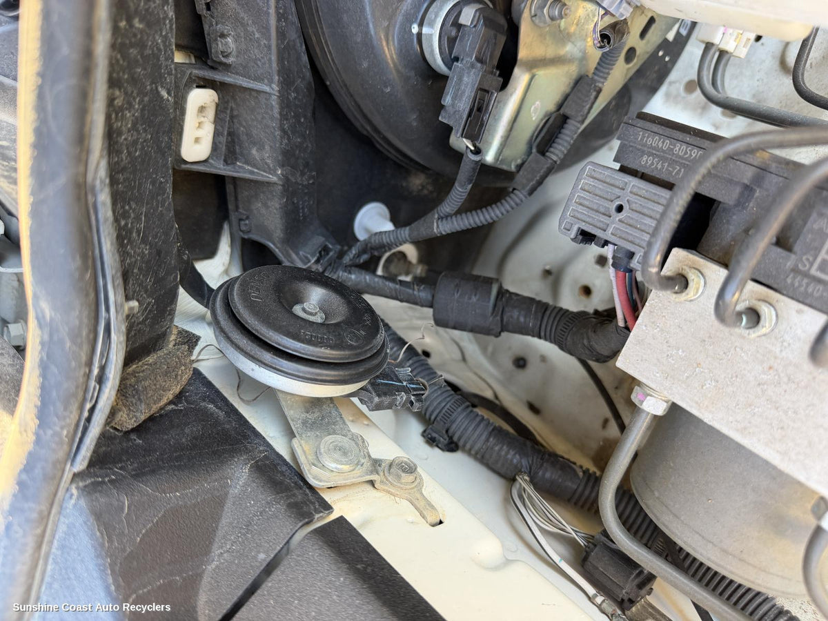 2015-2025 Toyota Hilux Horn