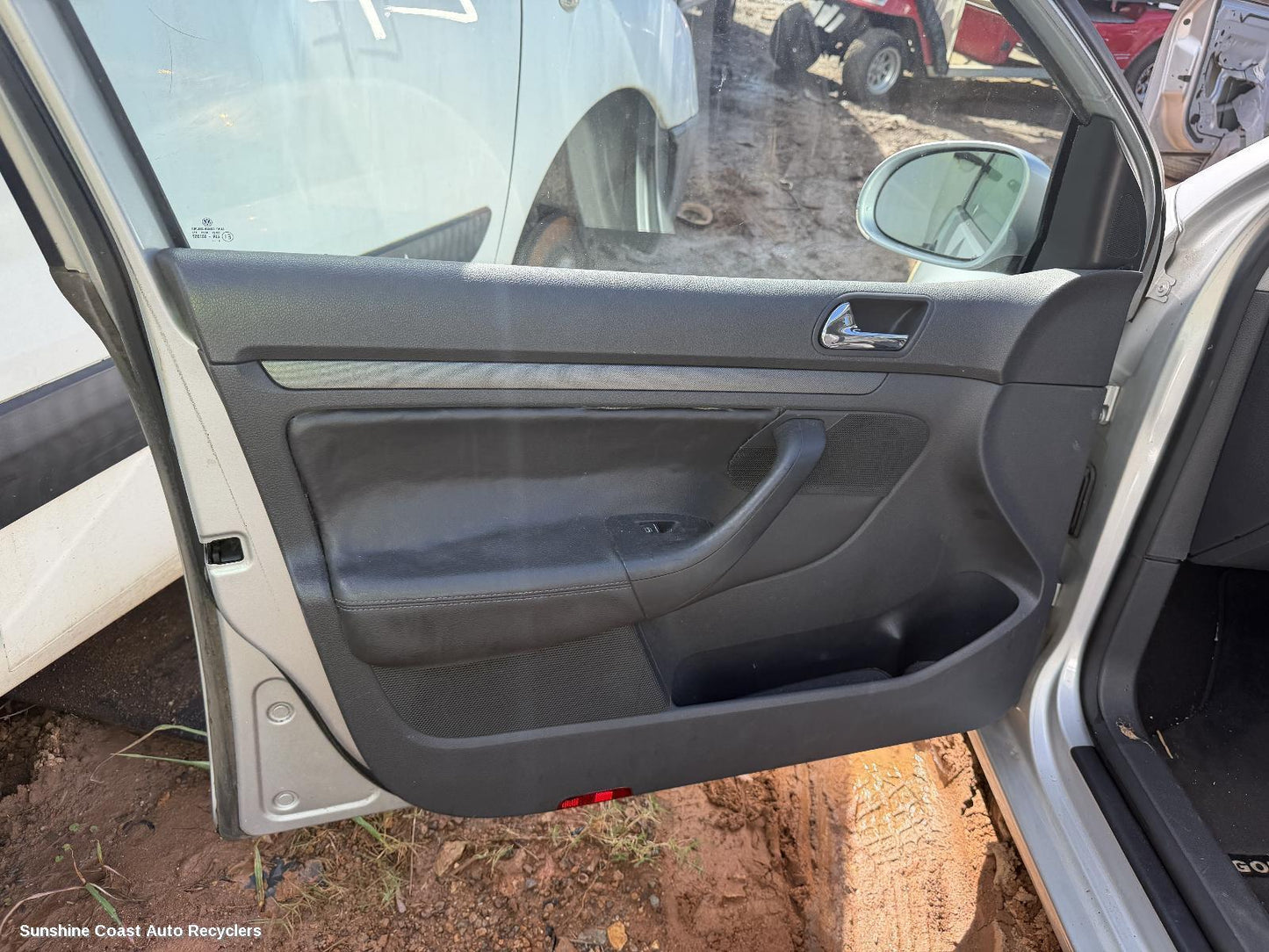 2004-2009 Volkswagen Golf Door Trim
