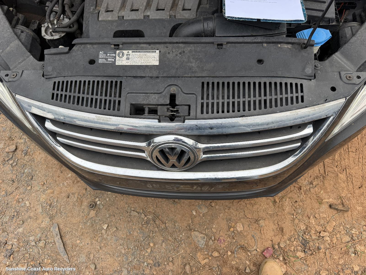 2008-2016 Volkswagen Tiguan Bonnet Lock Support