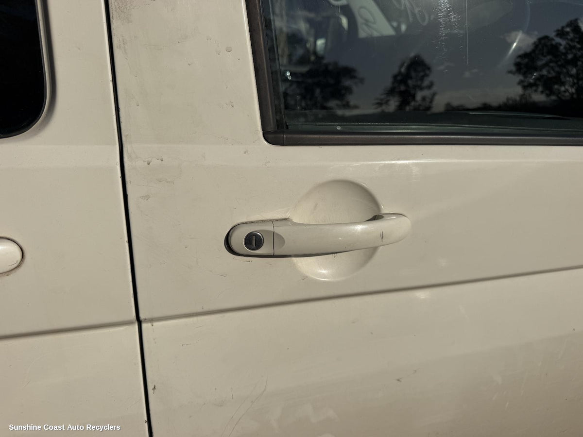 2004-2015 Volkswagen Transporter Door Handle