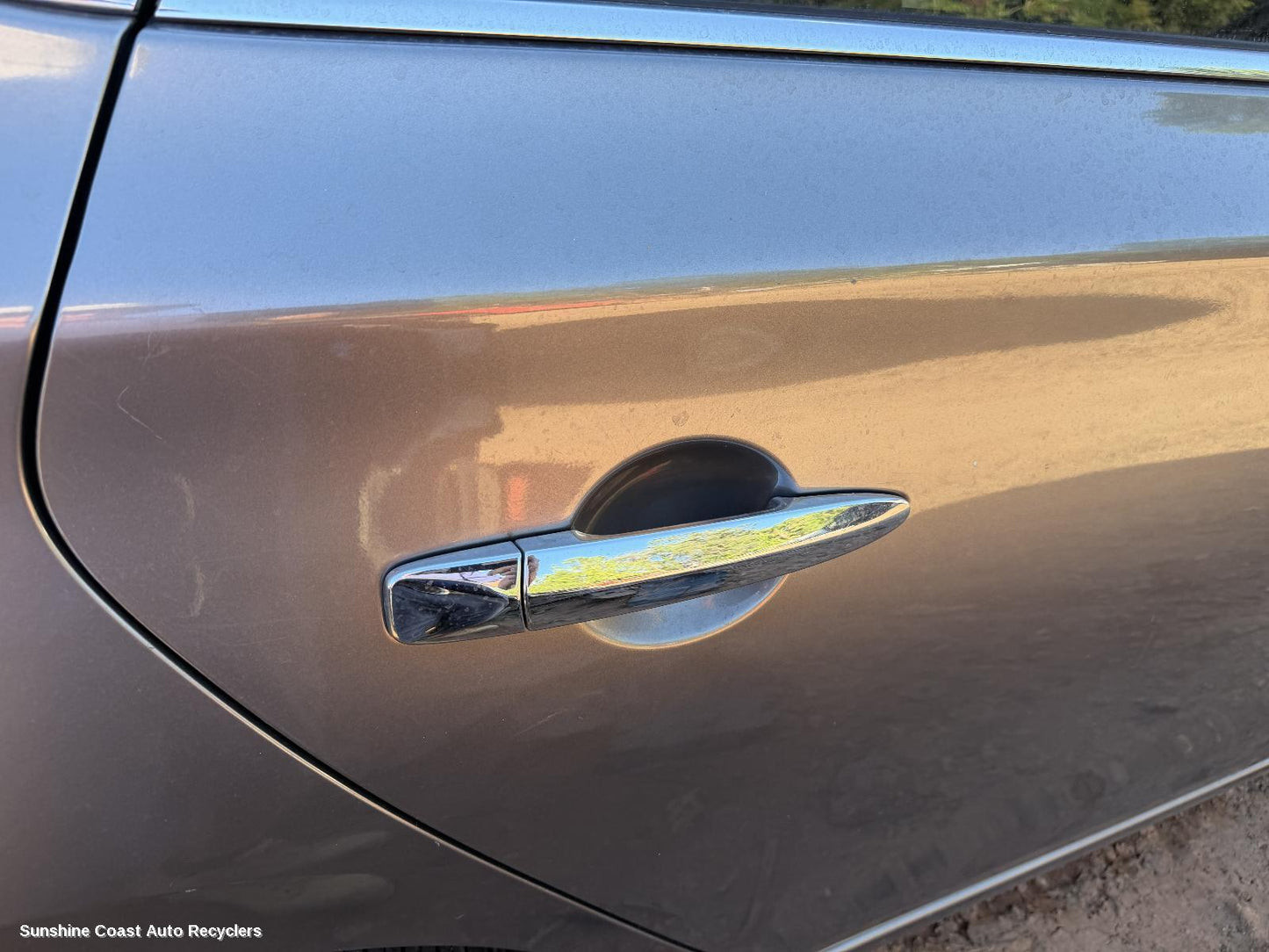 2012-2017 Nissan Pulsar Door Handle