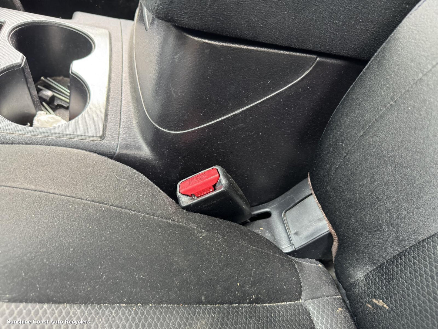 2009 Mitsubishi Pajero Seatbelt Stalk