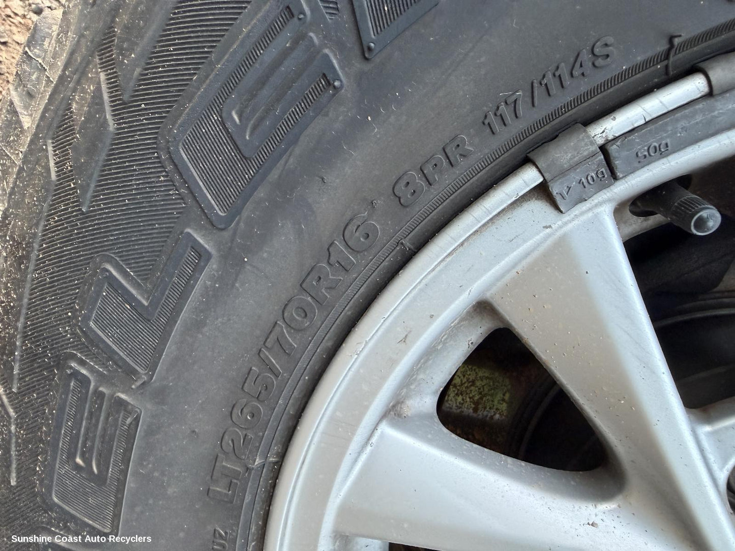 2009-2015 Mitsubishi Challenger Tyre