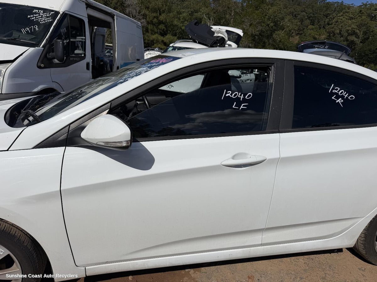 2011-2019 Hyundai Accent Door Handle