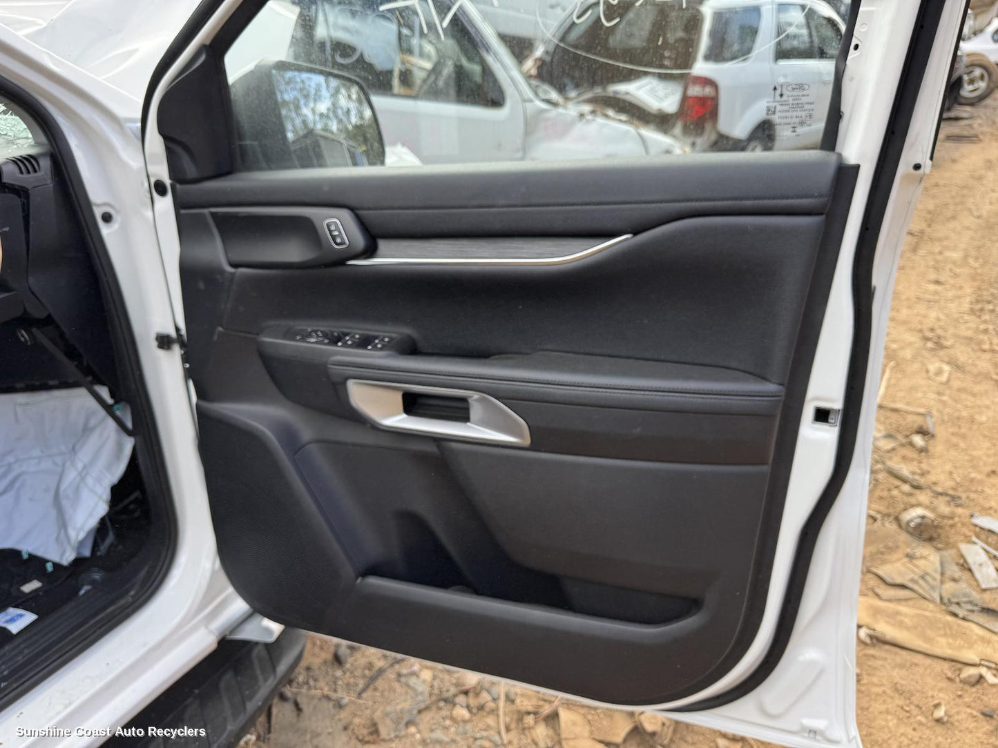 2022-2025 Ford Everest Door Trim