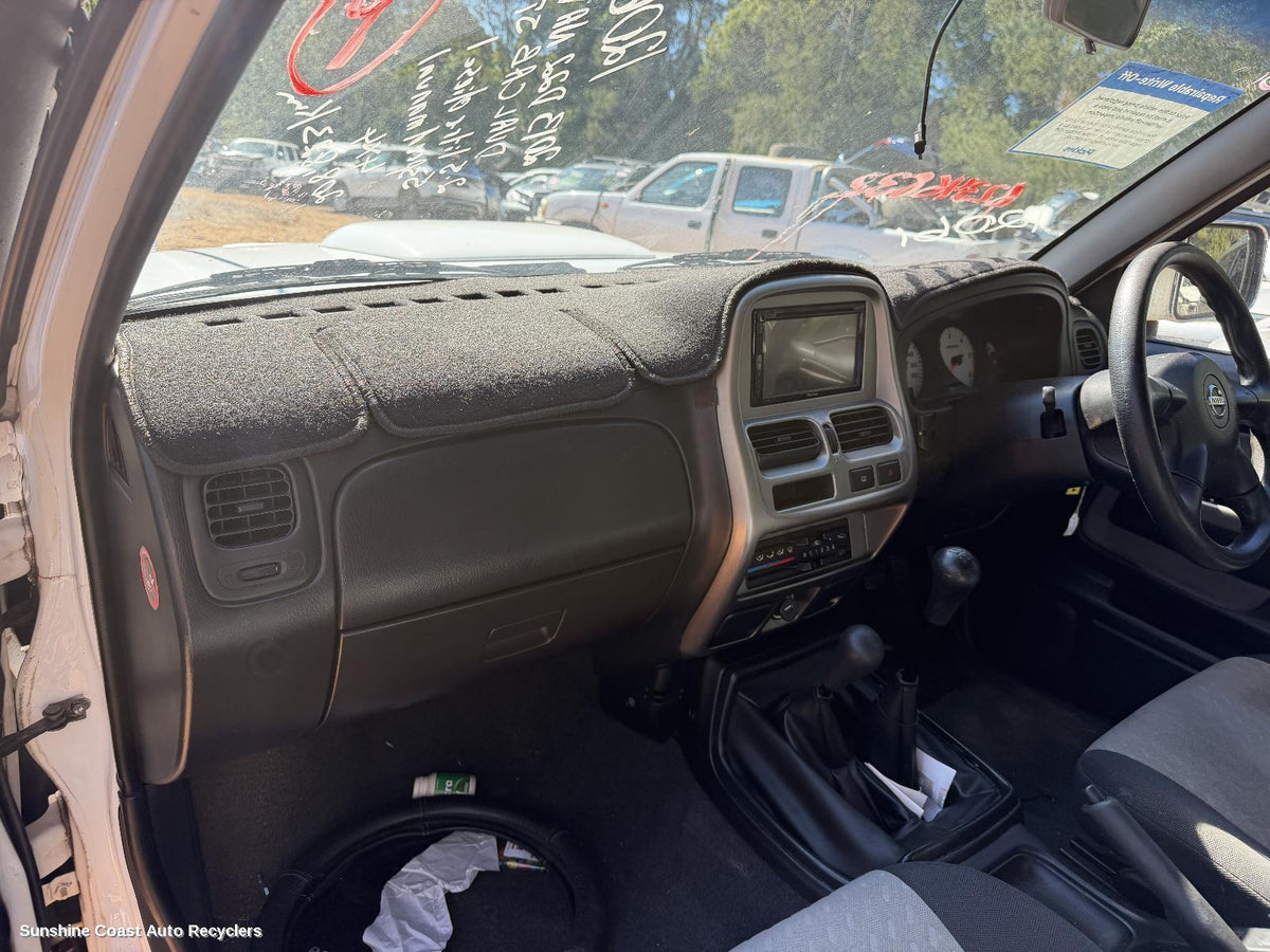 2001-2015 Nissan Navara Misc