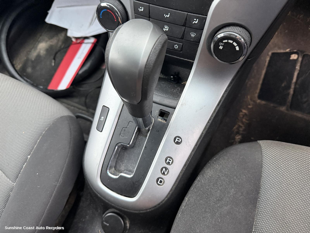2009-2011 Holden Cruze Gear Stick Shifter