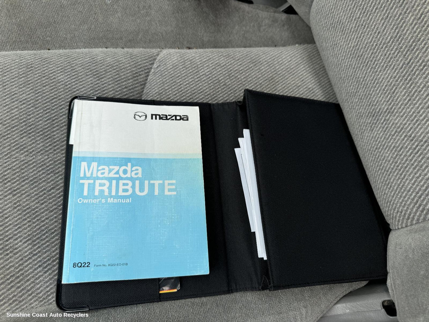 2001 Mazda Tribute Owners Handbook