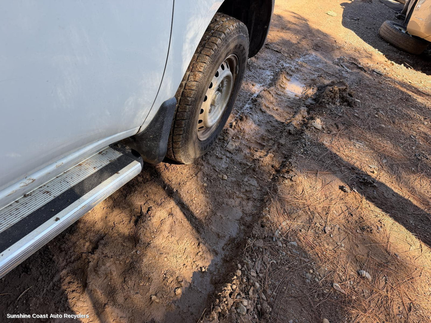 2006-2015 Mitsubishi Triton Mud Flaps