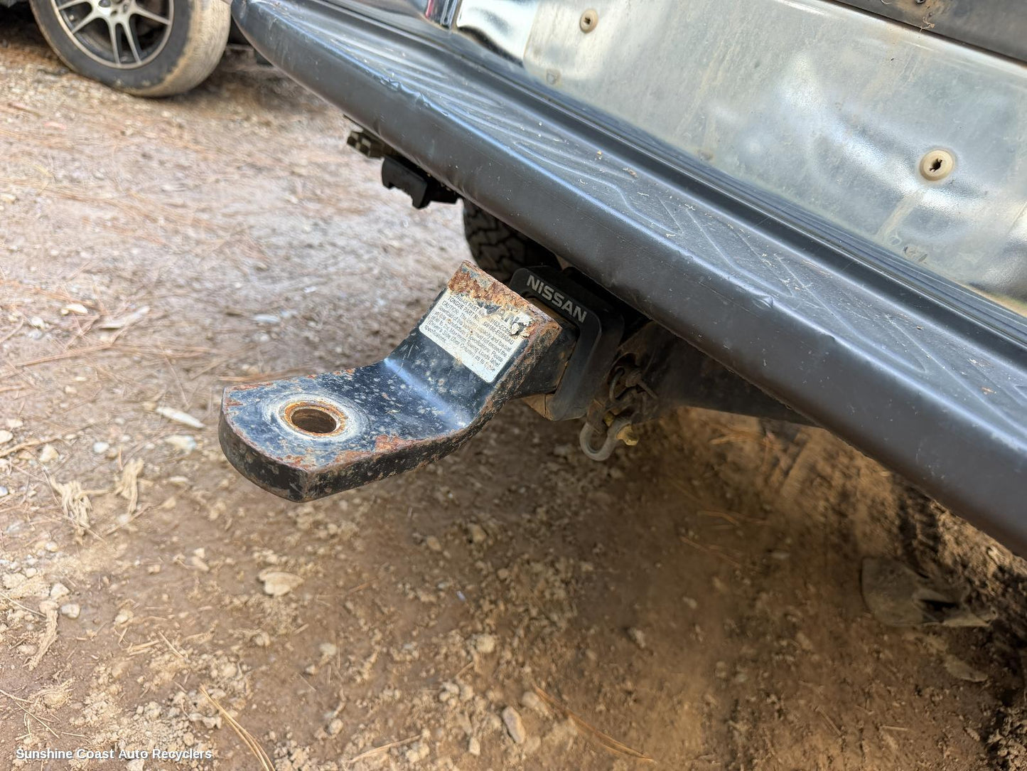 2009-2015 Nissan Navara Towbar