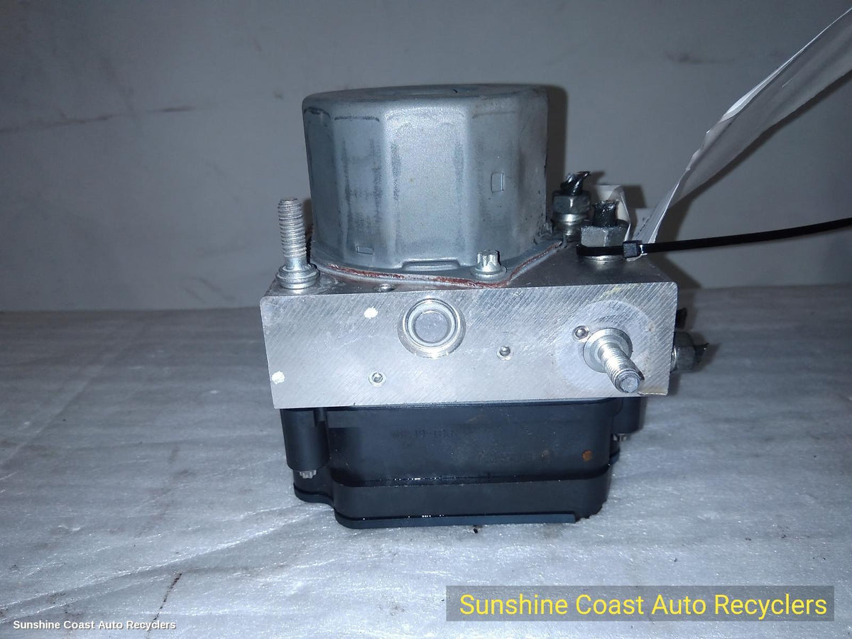 2011-2017 Subaru Xv Abs Pump Modulator