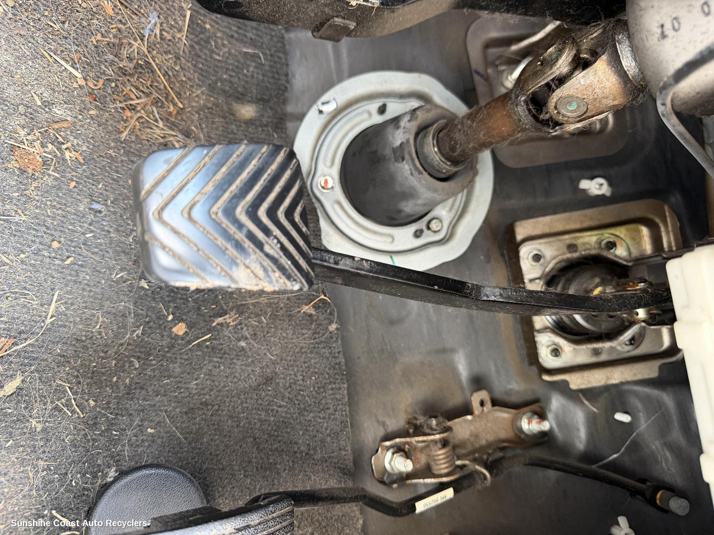2006-2009 Mitsubishi Triton Pedal Assembly
