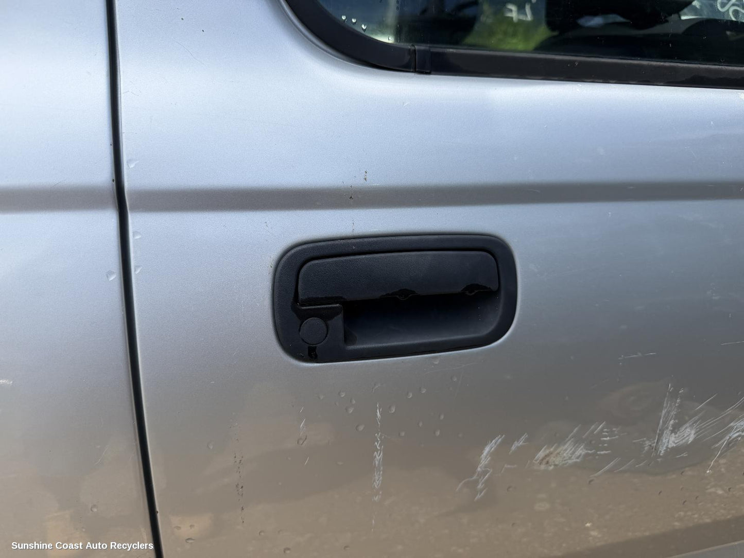1997-2015 Nissan Navara Door Handle