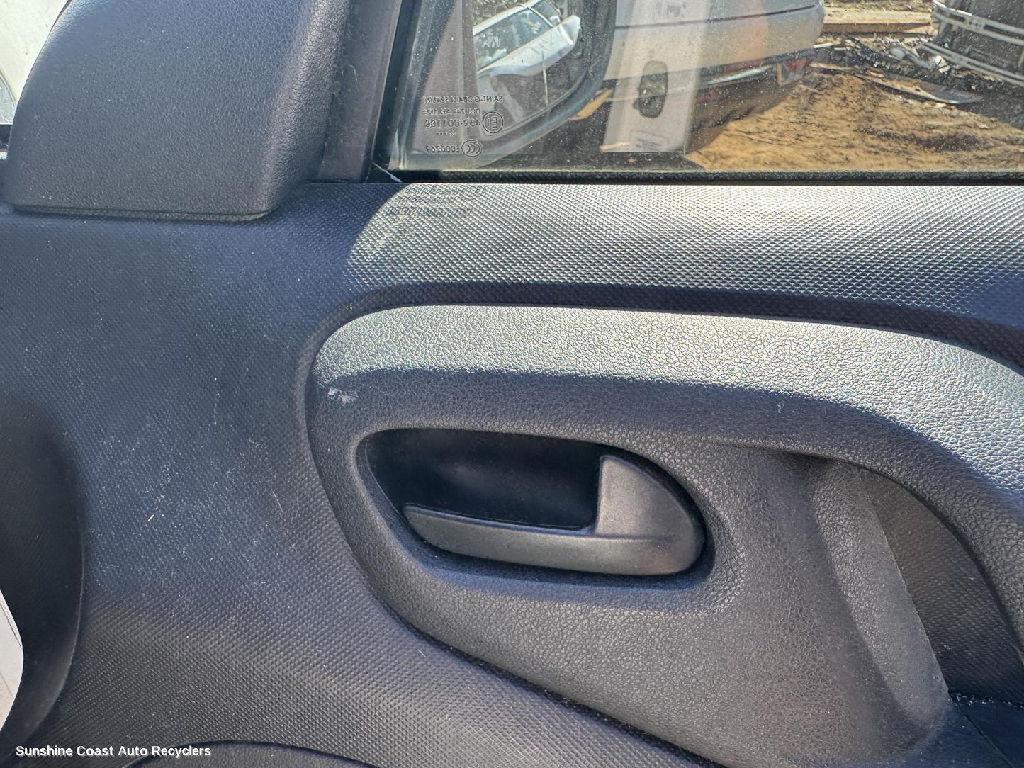 2013 Peugeot Partner Door Handle