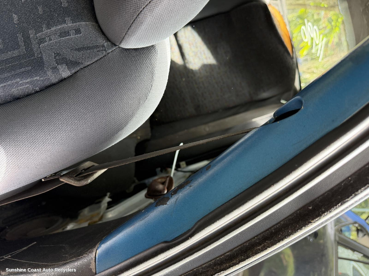 1997-2001 Holden Commodore Seatbelt Stalk