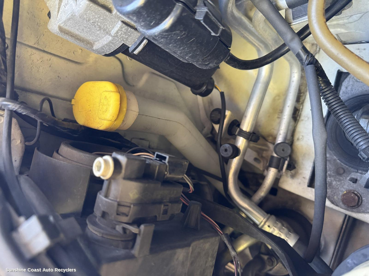 2013 Renault Trafic Washer Bottle