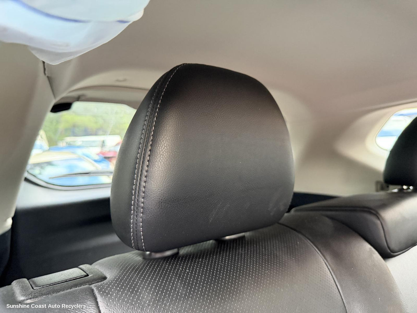 2019 Nissan Xtrail Headrest