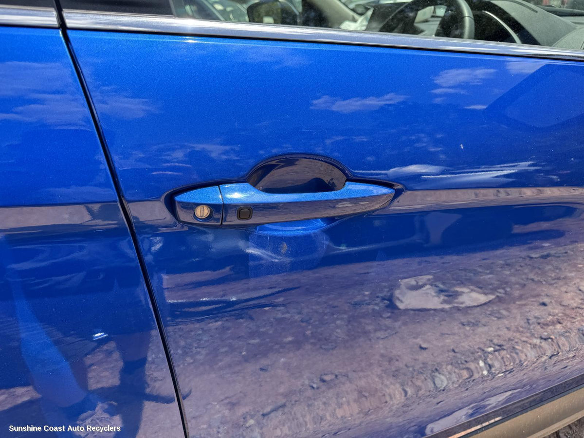 2017-2026 Mitsubishi Eclipse Cross Door Handle