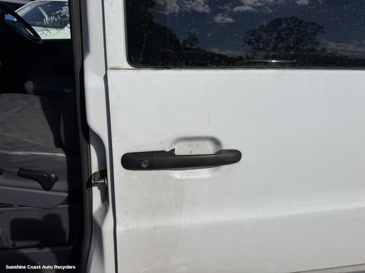 1998-2004 Mercedes Vito Door Handle