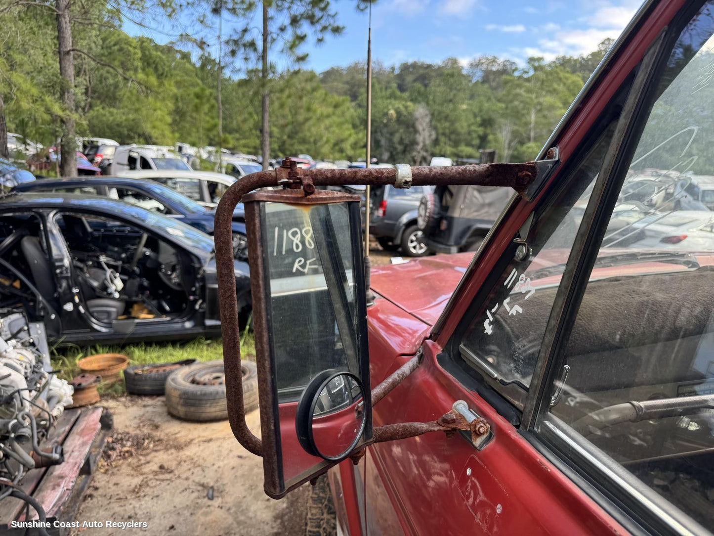 1984 Toyota Landcruiser Left Front 1 4 Door Glass