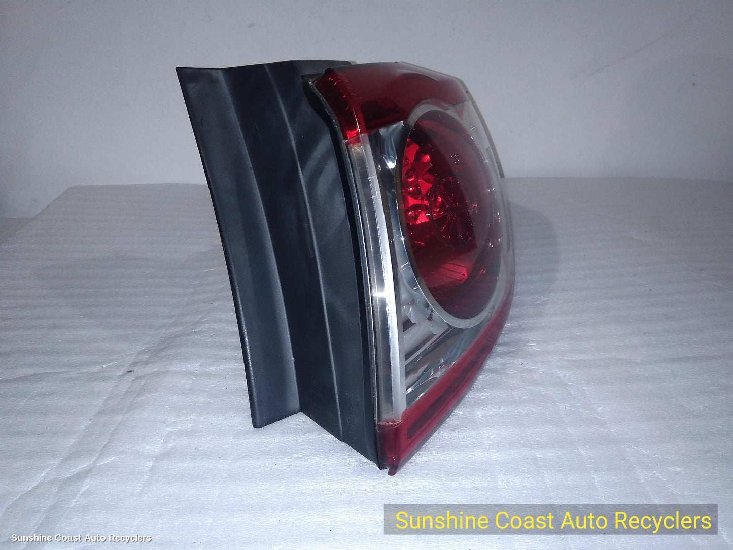 2010 Hyundai Santa Fe Right Taillight