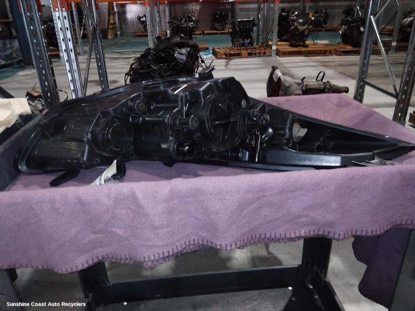 2014 Hyundai Elantra Left Headlamp