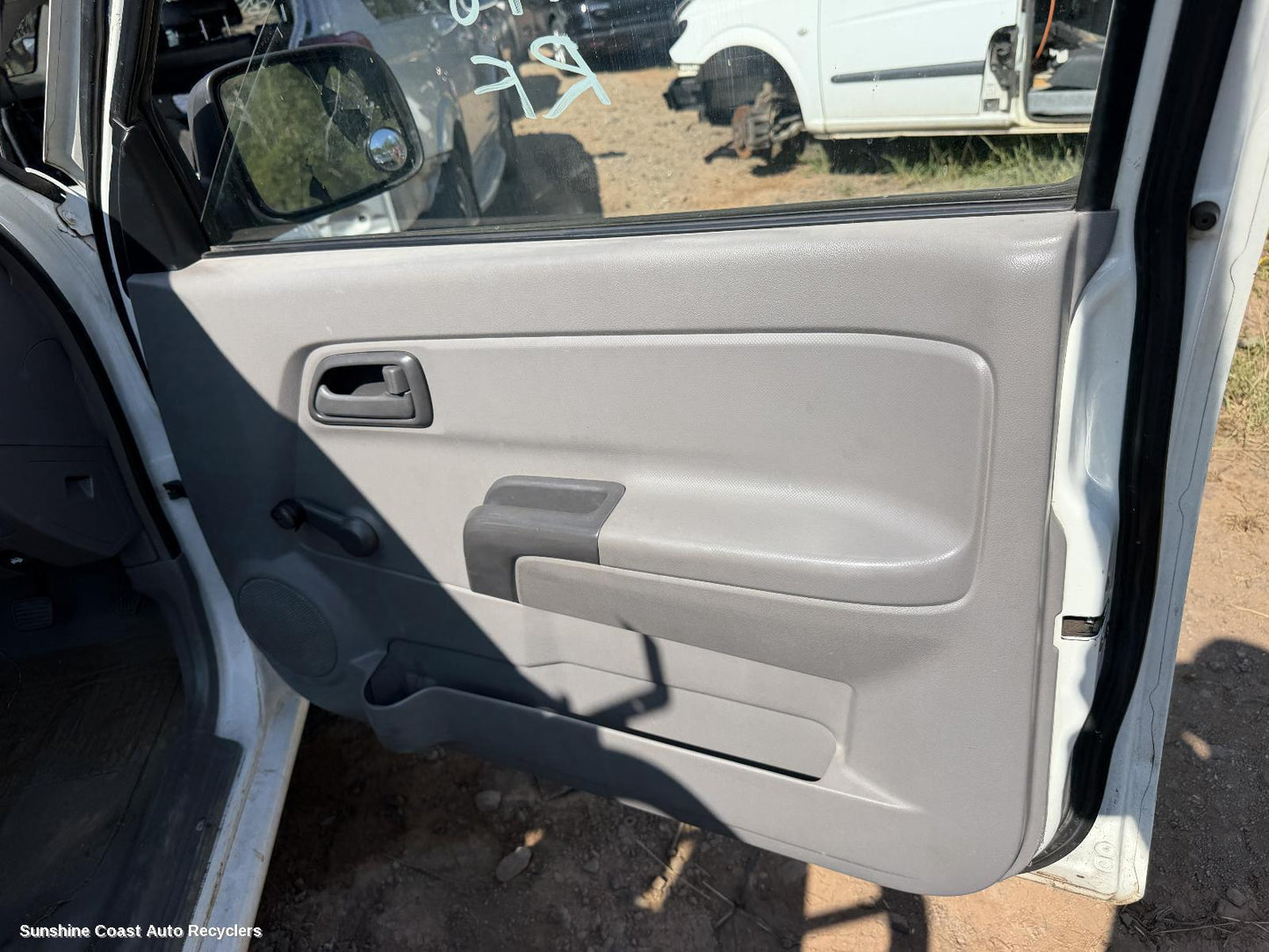 2003-2006 Holden Rodeo Door Trim